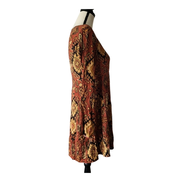 Chaser Bohemian Print Long Sleeve Mini Dress Size S New - Picture 4 of 6